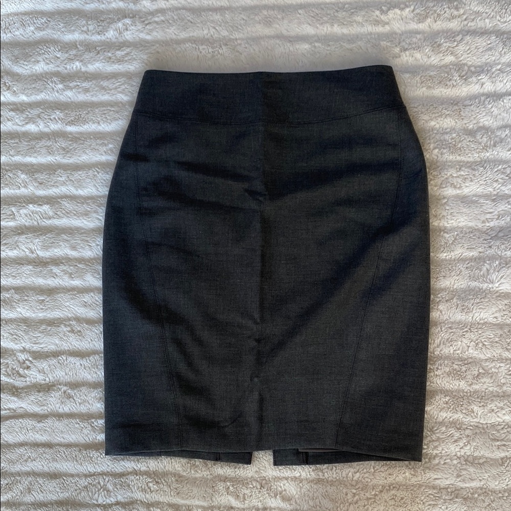 LOFT Black Pencil Skirt Knee-length for Work